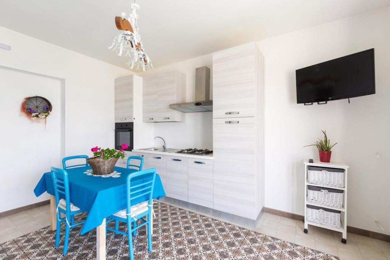 La Rustica Apartments Torre Squillace Exterior photo